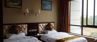 Tongling Baihui Business Hotel