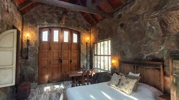 Room | Free WiFi, bed sheets