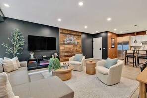 TV connectée, table de tennis de table