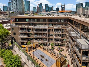 Exterior - Boots on Broadway in Downtown Nash, Pool/Gym, Pool/Gym/Parking (Nashville)