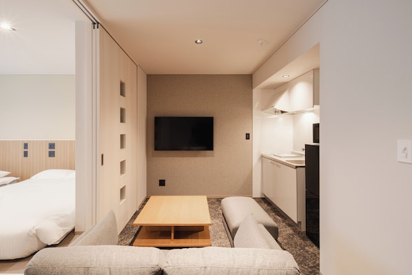 Basic-Dreibettzimmer | Wohnbereich
