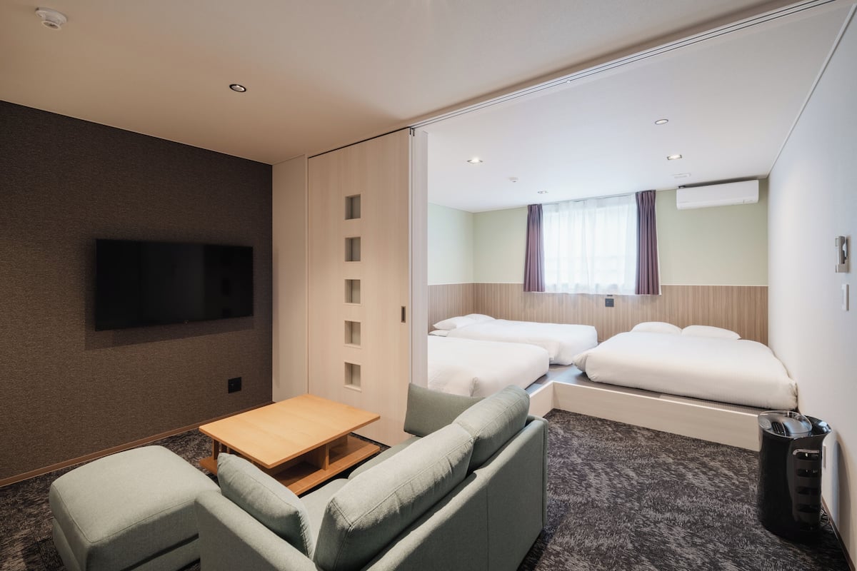 Basic Triple Room