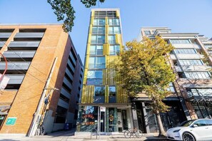 Exterior - Beautiful Unit in Downtown Vancouver (Vancouver)