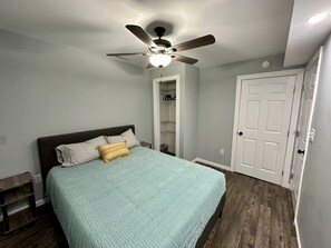 2 bedrooms, WiFi, bed sheets