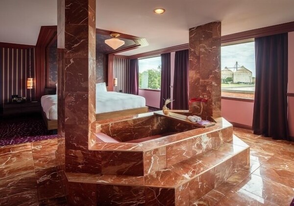 Hotel Herringbone - Waco
