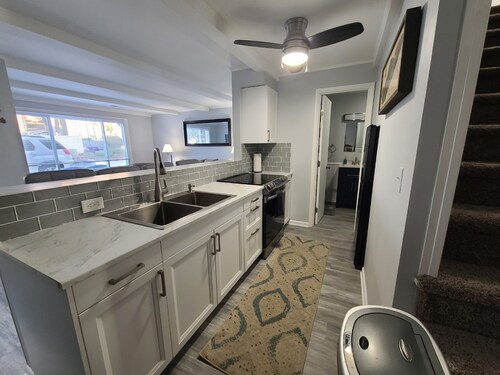 Cozy boathouse located at the Cedar Point entrance! 