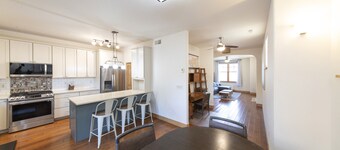 Main Street Carbondale Townhome.  Super Convenient.
