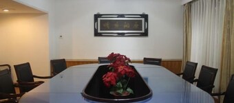 Red Mansion Guest House Beijing