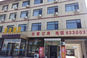 المنشأة من الخارج