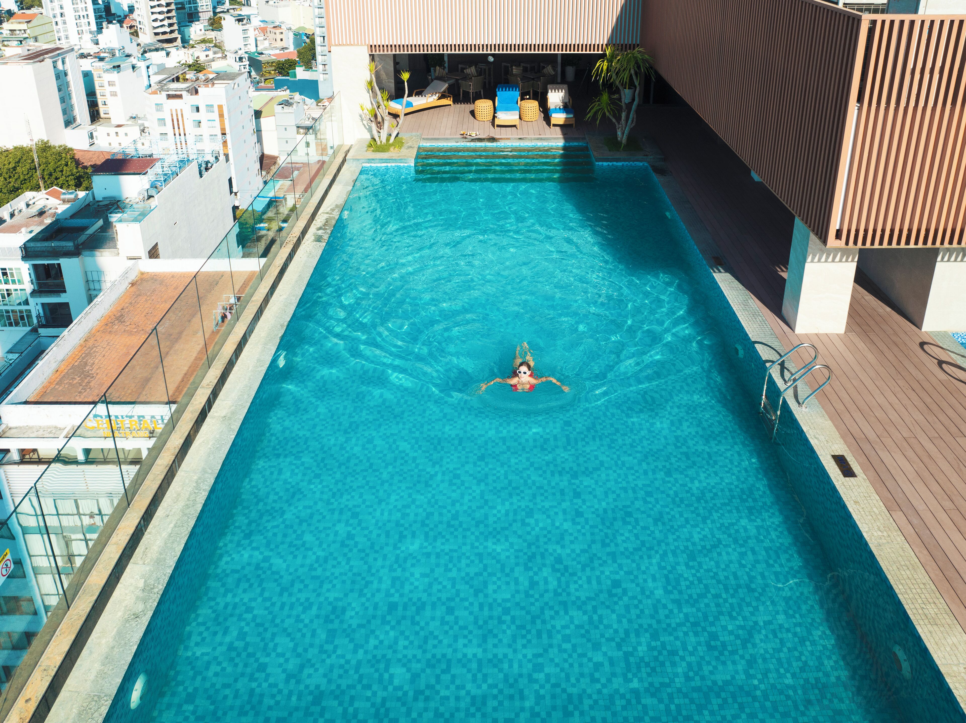 Piscina en la azotea
