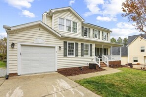 Exterior - Wavecrest @ Hope Valley Farms (Durham)