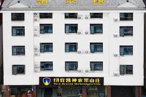 Ngoại thất