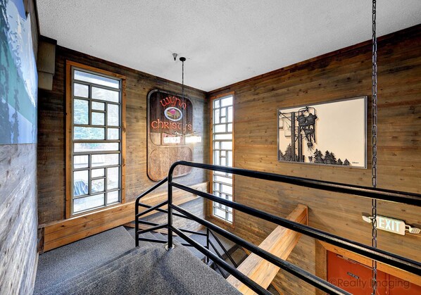 Interior - Thunderhead Condo With Heated Pool & Mountain View (Government Camp)