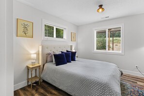 2 bedrooms, iron/ironing board, travel crib, WiFi