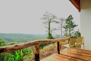 Balcony view - PIDA COFFEE FARM LODGE (Sen Monorom)