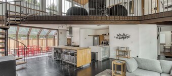 Blue Heron | Modern Coastal Retreat + Hot Tub