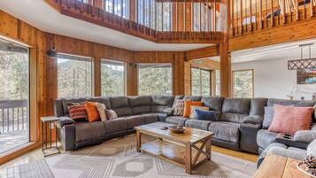 TV, fireplace, DVD player, offices