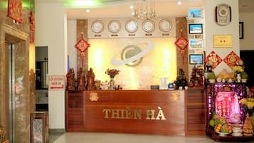 Quầy tiếp tân