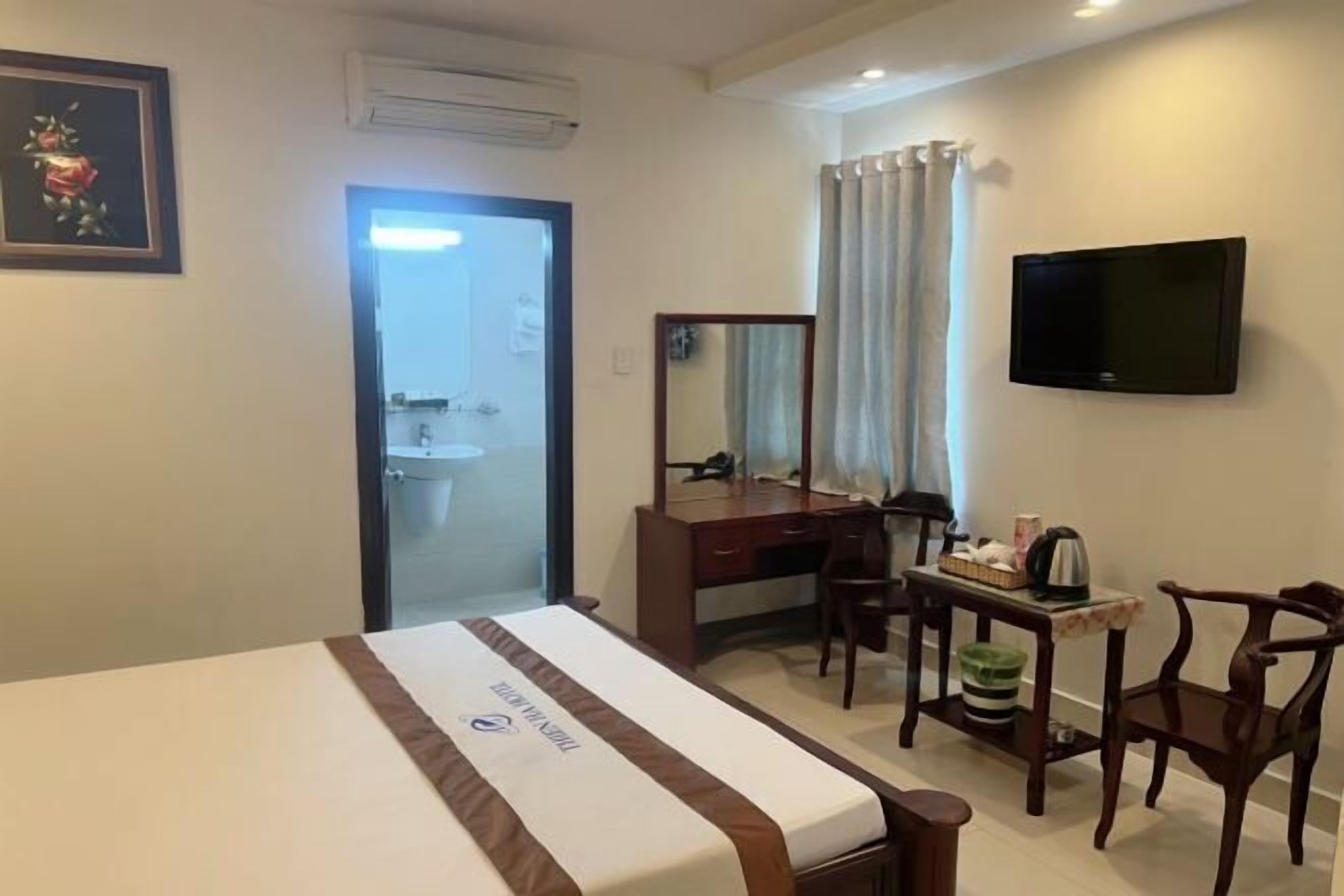 Ropa de cama de alta calidad, minibar, escritorio y cortinas blackout 