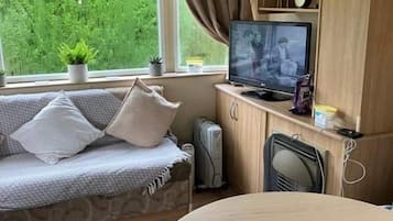 Televisión, chimenea