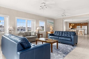 Basic Suite - OCHG Ocean 1 Suites (Ocean City)