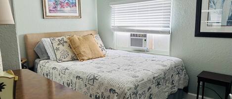 Basic House | 3 bedrooms, desk, laptop workspace, iron/ironing board