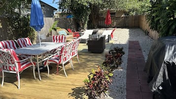 Basic House | Terrace/patio