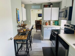 Basic House | Private kitchen