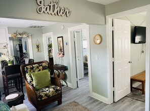 Basic House | Living area