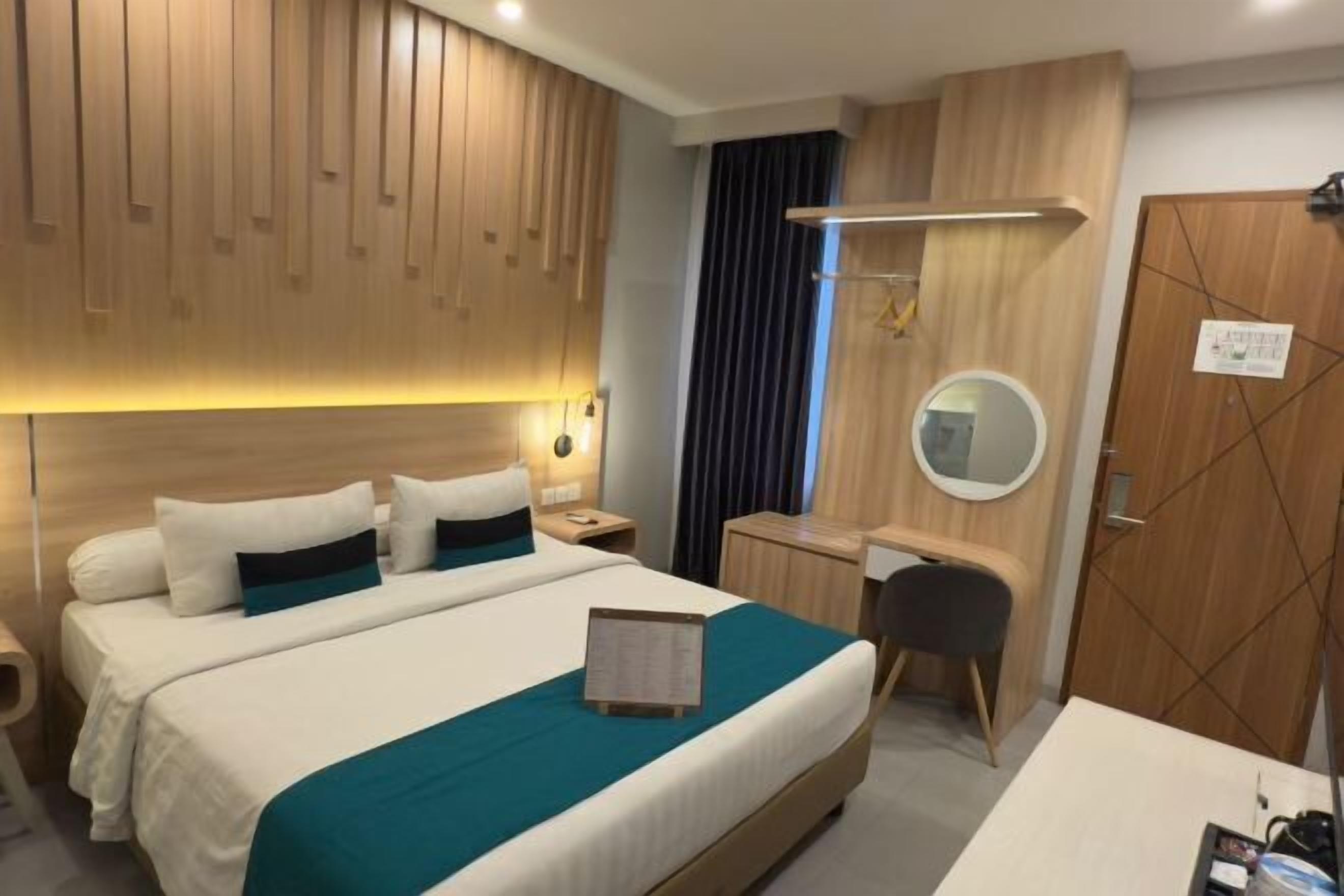 Premium bedding, free WiFi