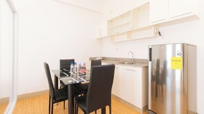 Room - Reddoorz Plus @ Alpina Heights Paranaque (Parañaque)