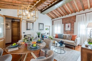 2 bedrooms - La Dorina Penthouse in Lucca (Lucca)
