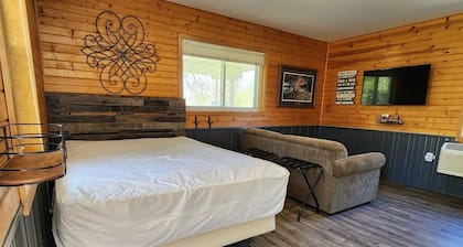 Studio Cottage at Lake Road Campground, near the beautiful Mississippi River.