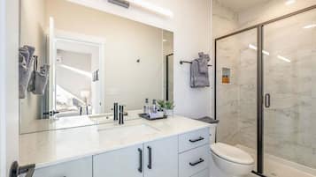 Hair dryer, towels
