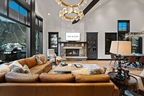 Smart-TV, Kamin
