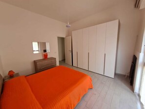 3 Schlafzimmer, Bügeleisen/Bügelbrett, WLAN, Bettwäsche
