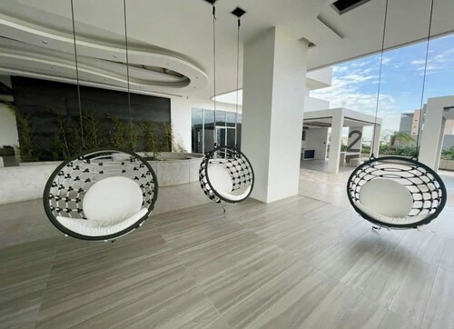 Dppto Luminoso y Lujoso en Equipe Zona Empresarial