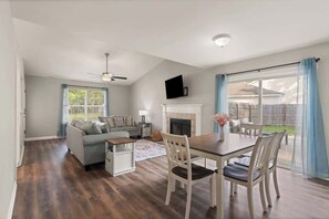 Smart TV, fireplace, offices