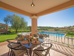 Outdoor dining - Amêndoa by Interhome (Alcantarilha)