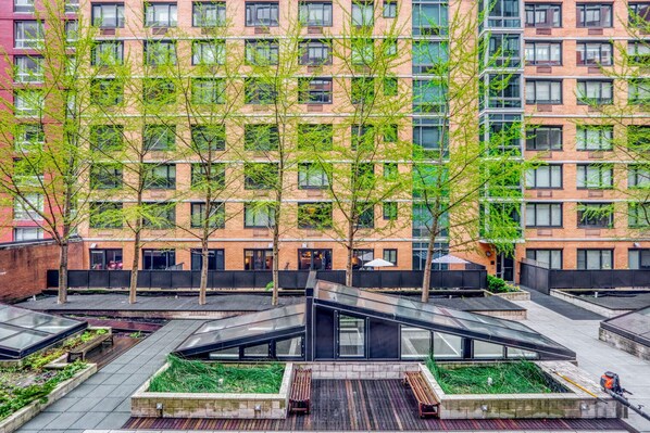 Exterior - Blueground | Blueground | Chelsea, gym, w/d, doorman & elev (Downtown)