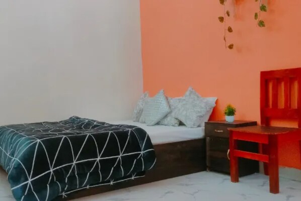 Basic Double Room - Goroomgo Gomukh Uttarkashi (Bhatwari)