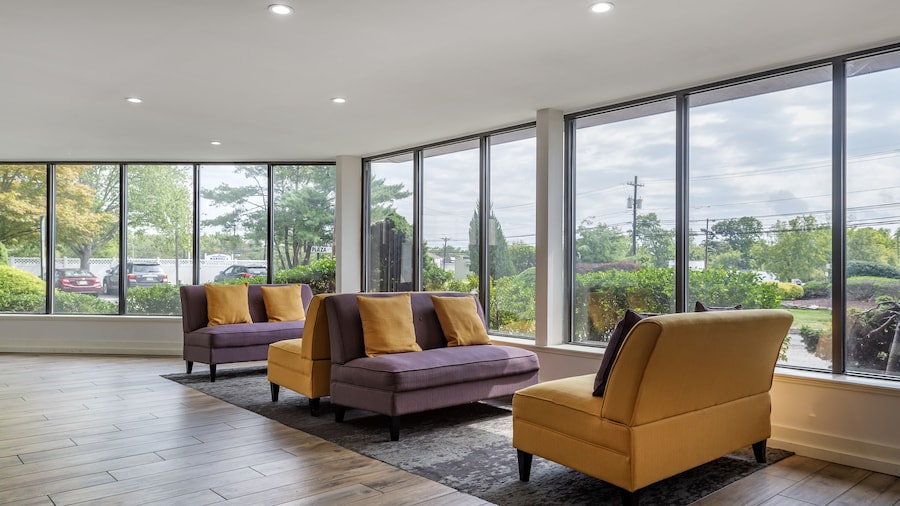 Amwell Suites Somerset Bridgewater