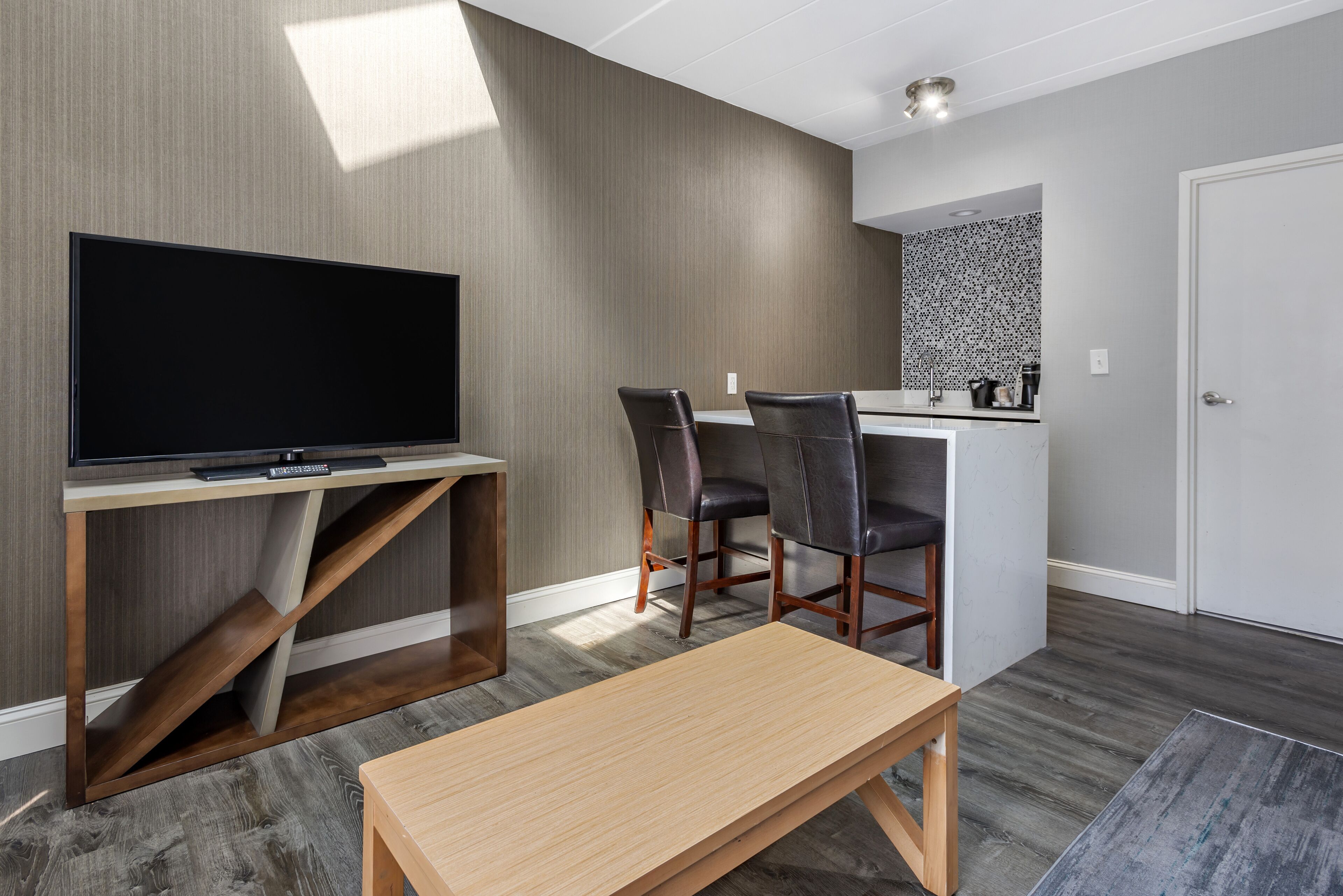 Habitación Confort, 2 camas Queen size | Ropa de cama de alta calidad, edredón y camas con pillow-top 