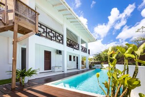 Villa, 4 chambres, fumeur, balcon | Terrasse/patio