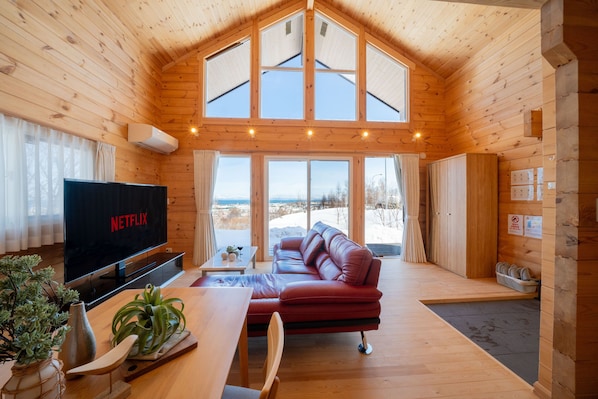 Basic Villa | Living area - THE Crestview Lodge (Otaru)