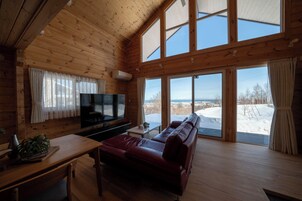 Basic Villa | Living area