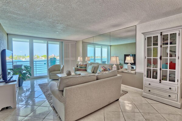 Condo, 1 King Bed with Sofa bed (Bahia Vista 361- Club Bahia) | Living area | TV - Bahia Vista 361- Club Bahia (St. Petersburg)