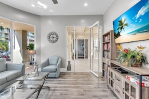 Condo, 1 King Bed with Sofa bed (Bahia Vista 361- Club Bahia) | Living area | TV