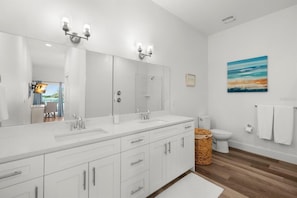 Bathroom - Madeira Del Mar Penthouse #2- Premier (Madeira Beach)