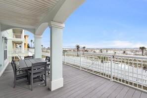 Ferienhaus, Mehrere Betten (Sea Forever) | Speisen im Freien